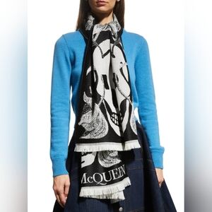 Alexander McQueen Oversized Skull Flower Wool Scarf